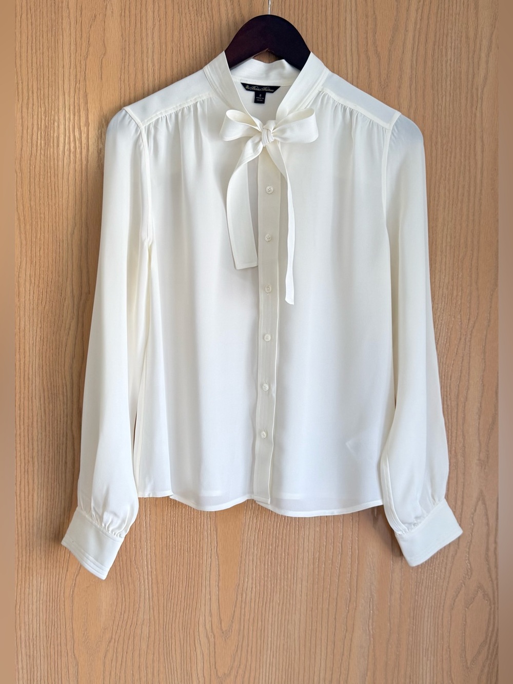 Brooks Brothers | Women’s 8 | Cream Silk Tie Neck Bow Blouse Career Preppy EUC